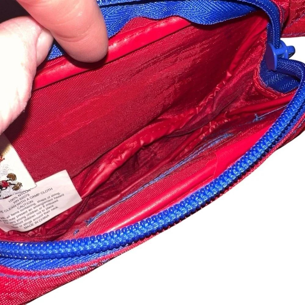 EUC Vintage Disney Walt Disney World Kids Red Blue Fannypack Bag Adjustable